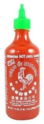 Sriracha Hot Chili Sauce, 17 oz (481g)