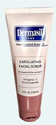 Dermasil Labs - Exfoliating Facial Scrub Vitamin C & Niacinamide